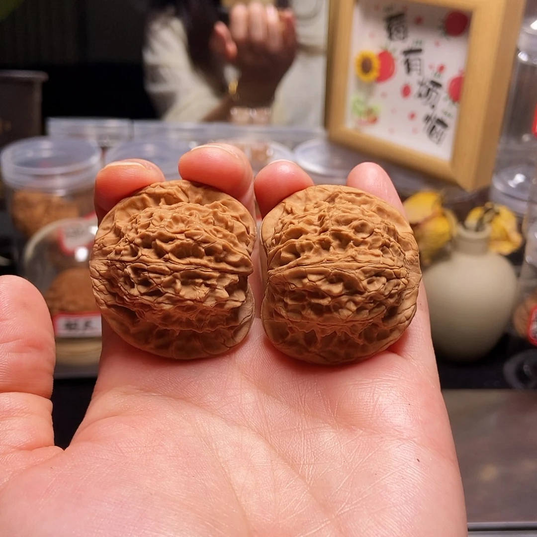 文玩核桃吊坠大脸猫41全品