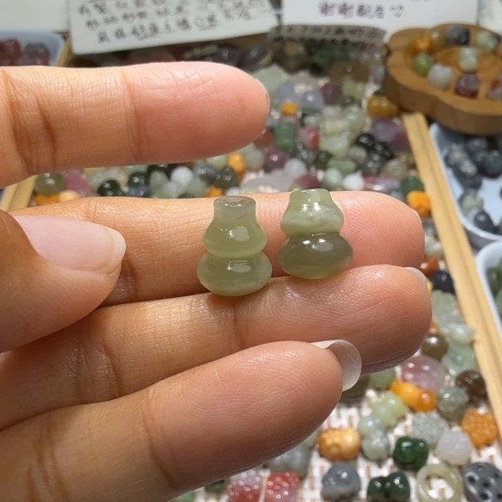 和田玉未镶嵌珠宝半成品