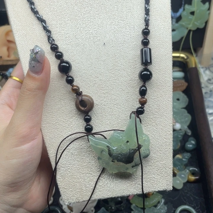 蛇纹石玉未镶嵌颈饰福利