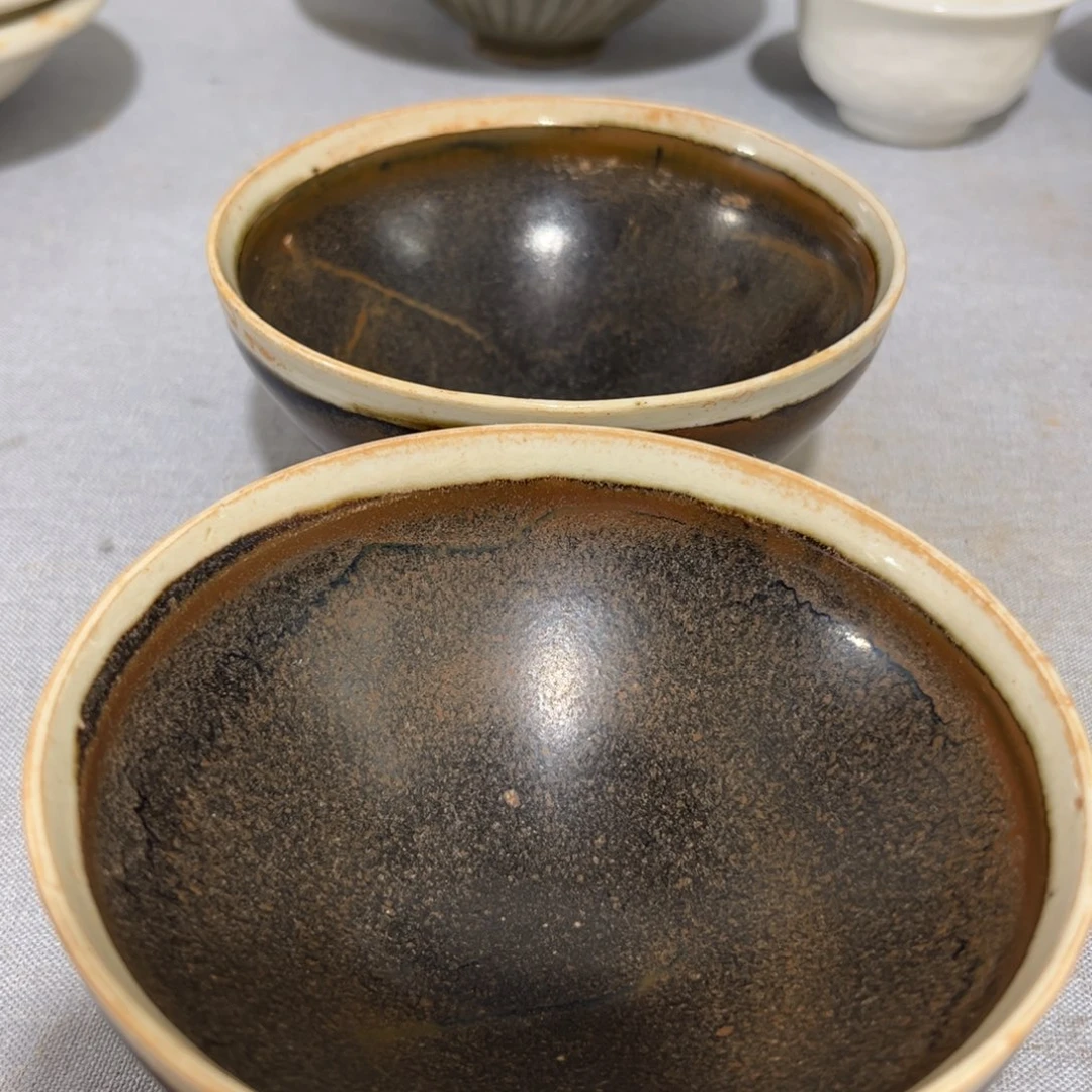 漠***川陶摆件福建茶洋窑白腹轮盏一对