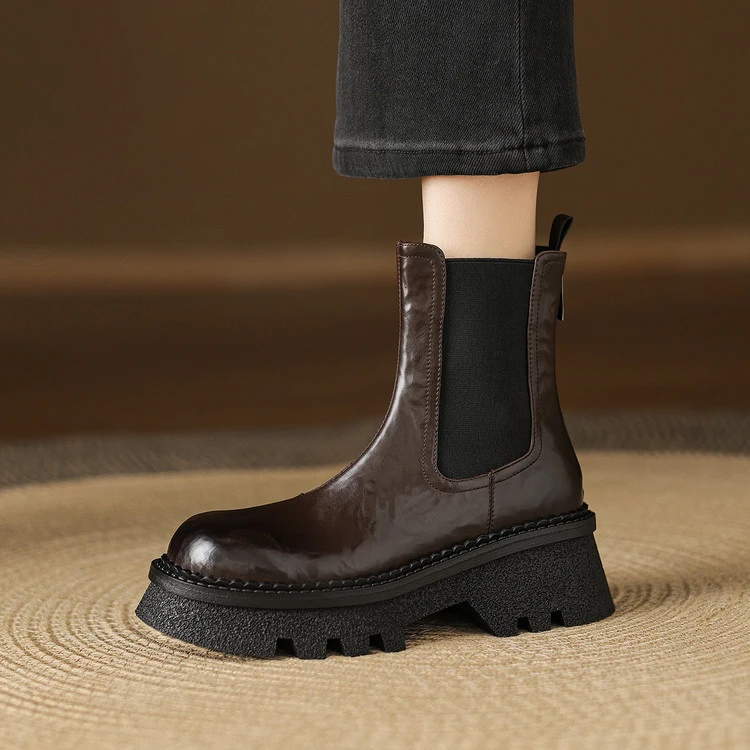 5.5cm~复古圆头厚底弹力瘦瘦靴松糕短靴防水台秋冬新款时装马丁靴