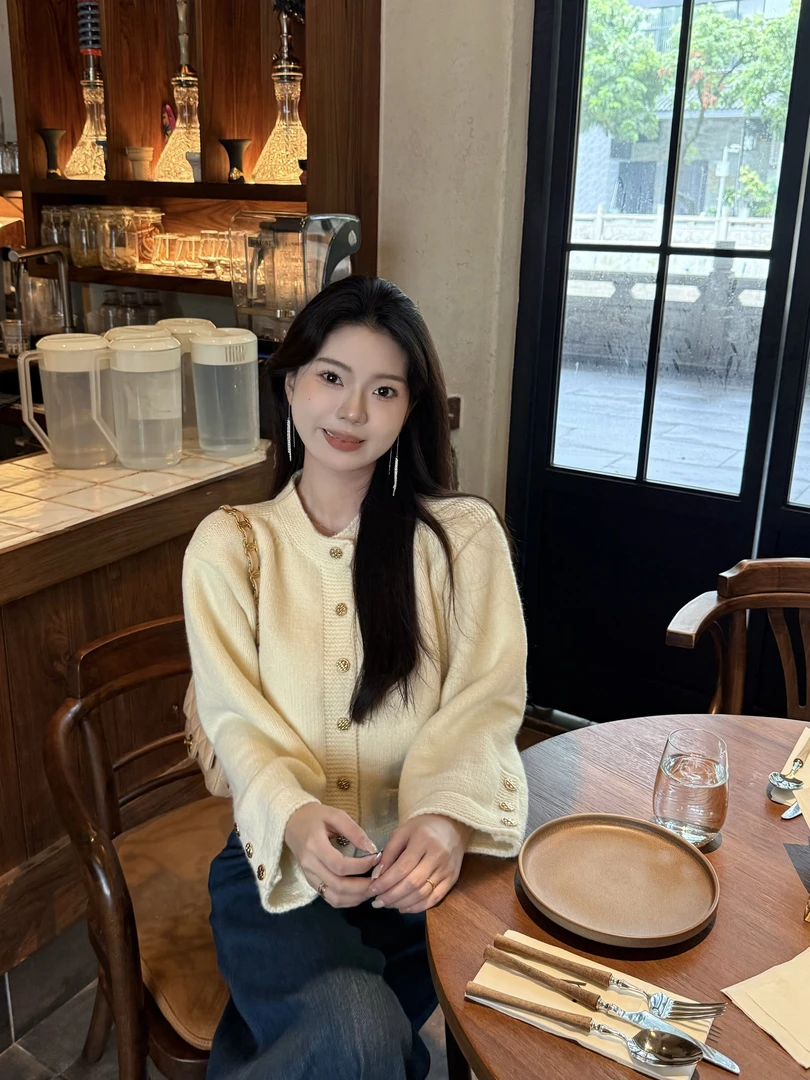 【米兰秀场】韩系气质小香圆领针织开衫秋季精致高级感长袖上衣外套