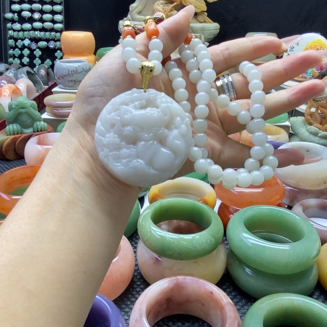 石英质玉未镶嵌手镯