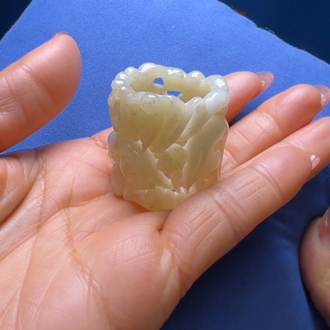 和田玉（糖玉）颈饰未镶嵌