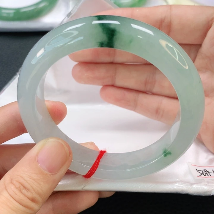 翡翠手镯未镶嵌缅甸56