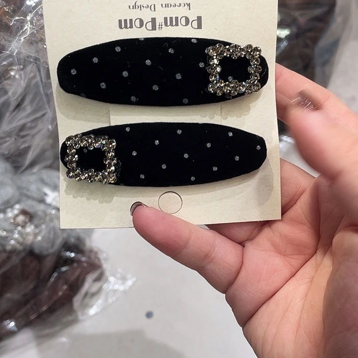 皮质铁合金黑色拜拜