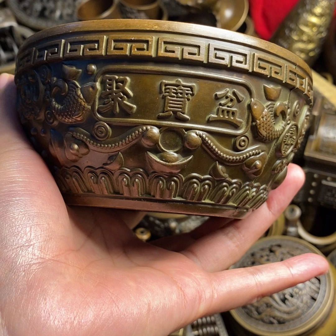 精美铜器做工精良