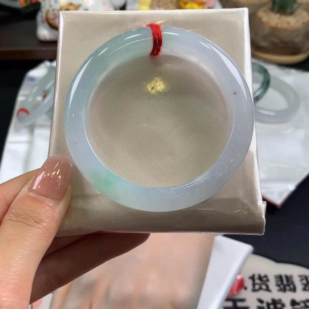 翡翠未镶嵌手镯55圈口