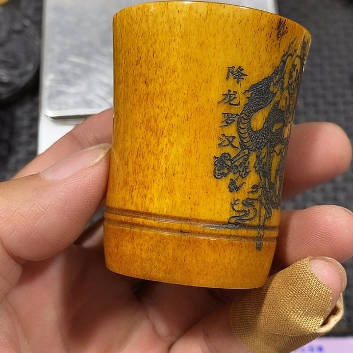 吊坠滴血莲花菩提