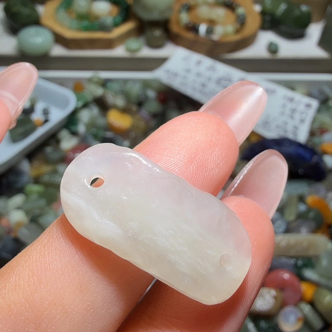 和田玉未镶嵌珠宝奇石