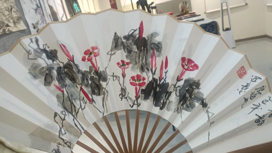 纯手绘写意花鸟折扇展开国画作品扇子10寸