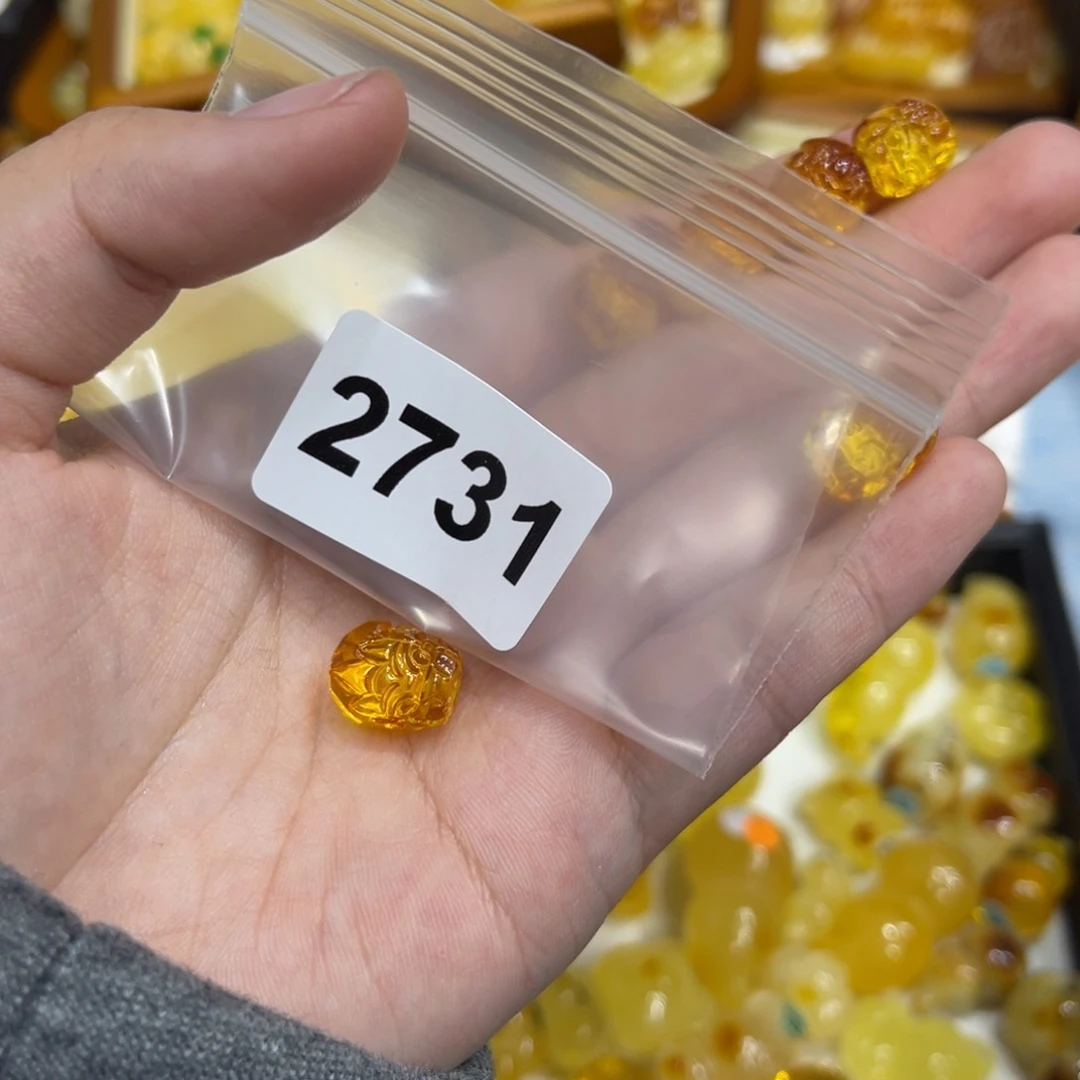 琥珀珠宝奇石未镶嵌