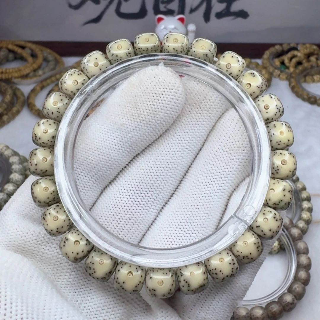 手串星月菩提9×8同枝月留白眼睛  798