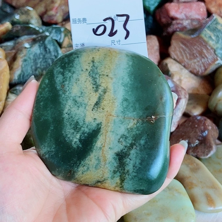 极***标蛇纹石玉未镶嵌纯天岫玉原石摆件