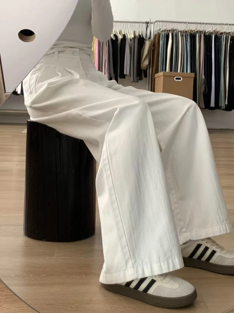 【周周家】85024#白色肌理宽松直筒牛仔裤