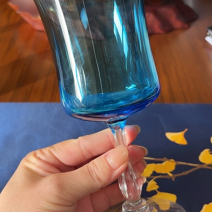 瓷S83蓝色高脚杯哈哈
