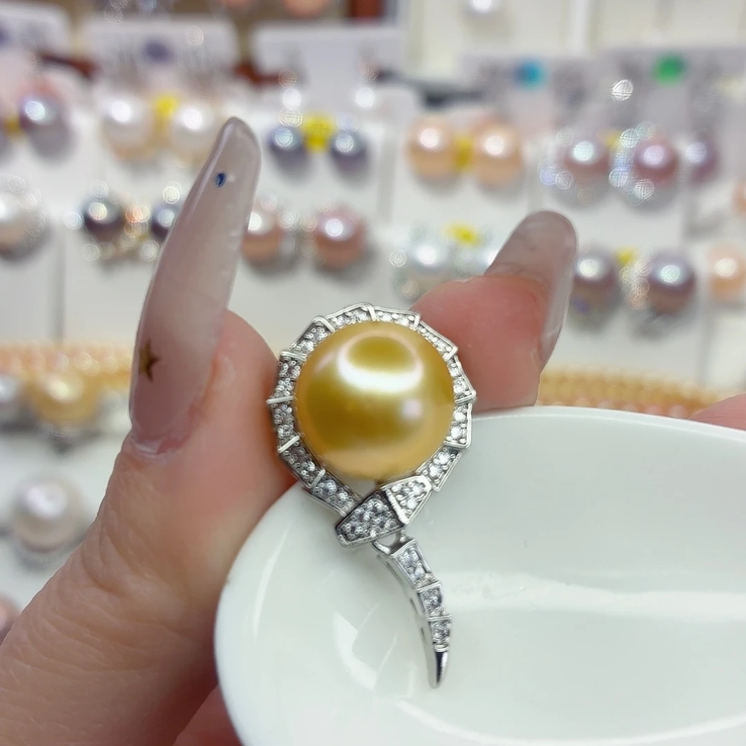 合金淡水珍珠颈饰