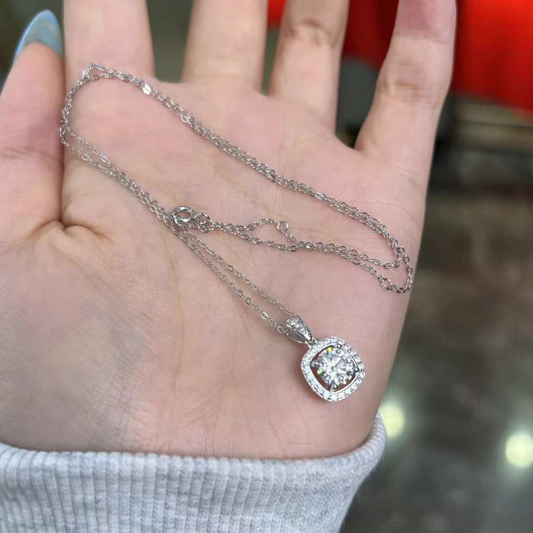 925银银制品 【小宝珠宝】26 T47921-S925银莫桑吊坠-多样性发其一