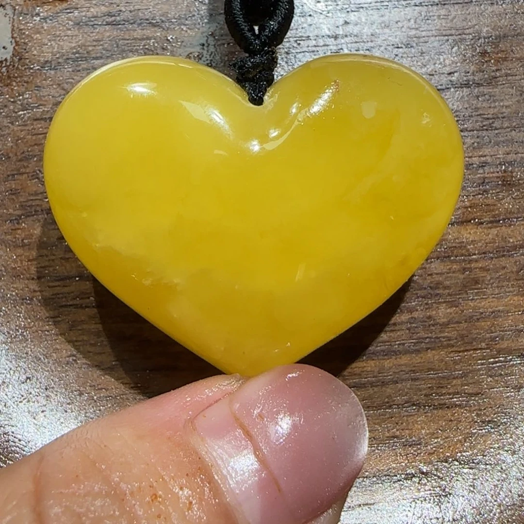 定制琥珀未镶嵌是**呀专属定制