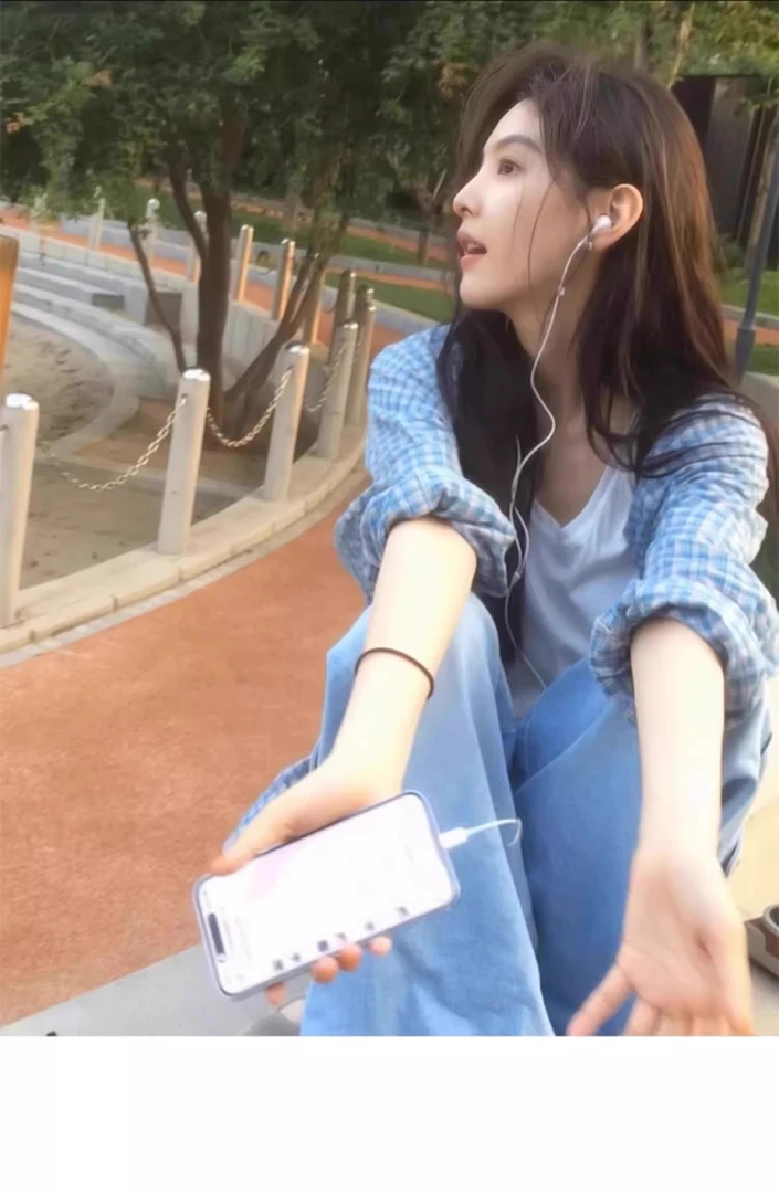 蓝色格子衬衫上衣女2025新款两件套薄款慵懒风休闲衬衣防晒外套