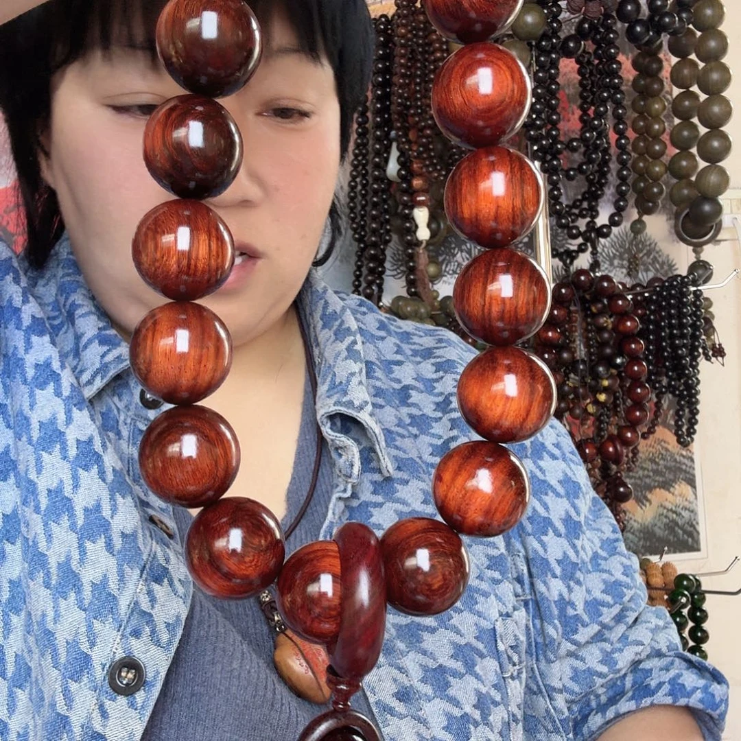 是***空大果紫檀（缅甸花梨）3.0手持
