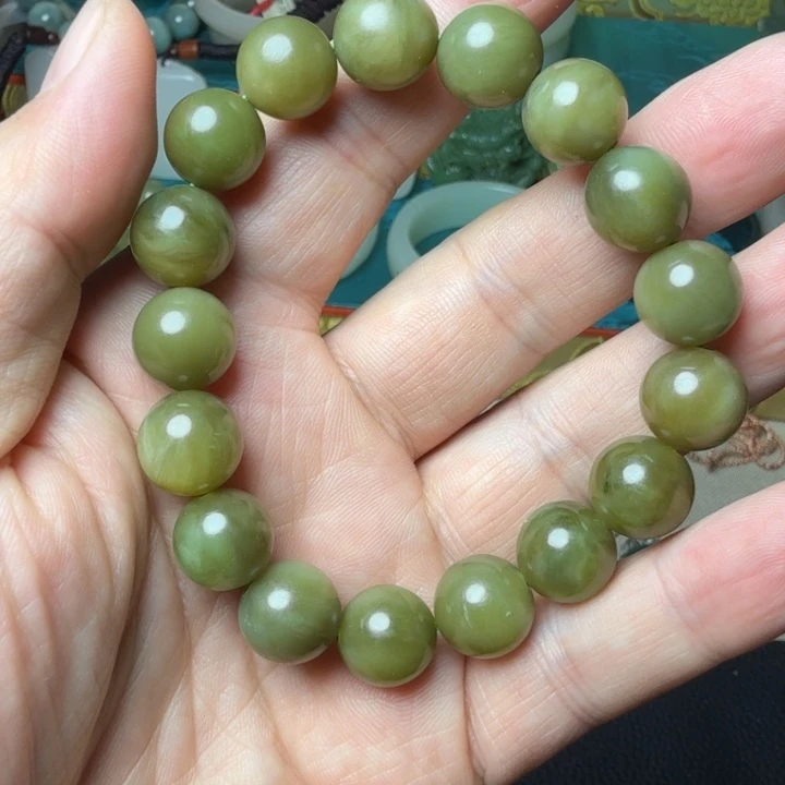 和田玉未镶嵌手串