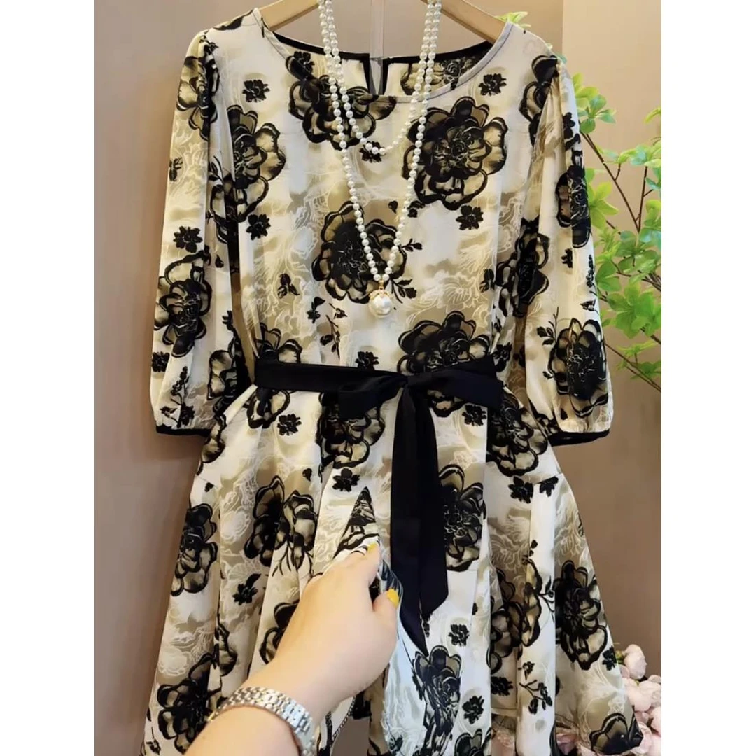 大码女装2025春季新款连衣裙女显瘦胖妹妹胖mm碎花今年流行爆款