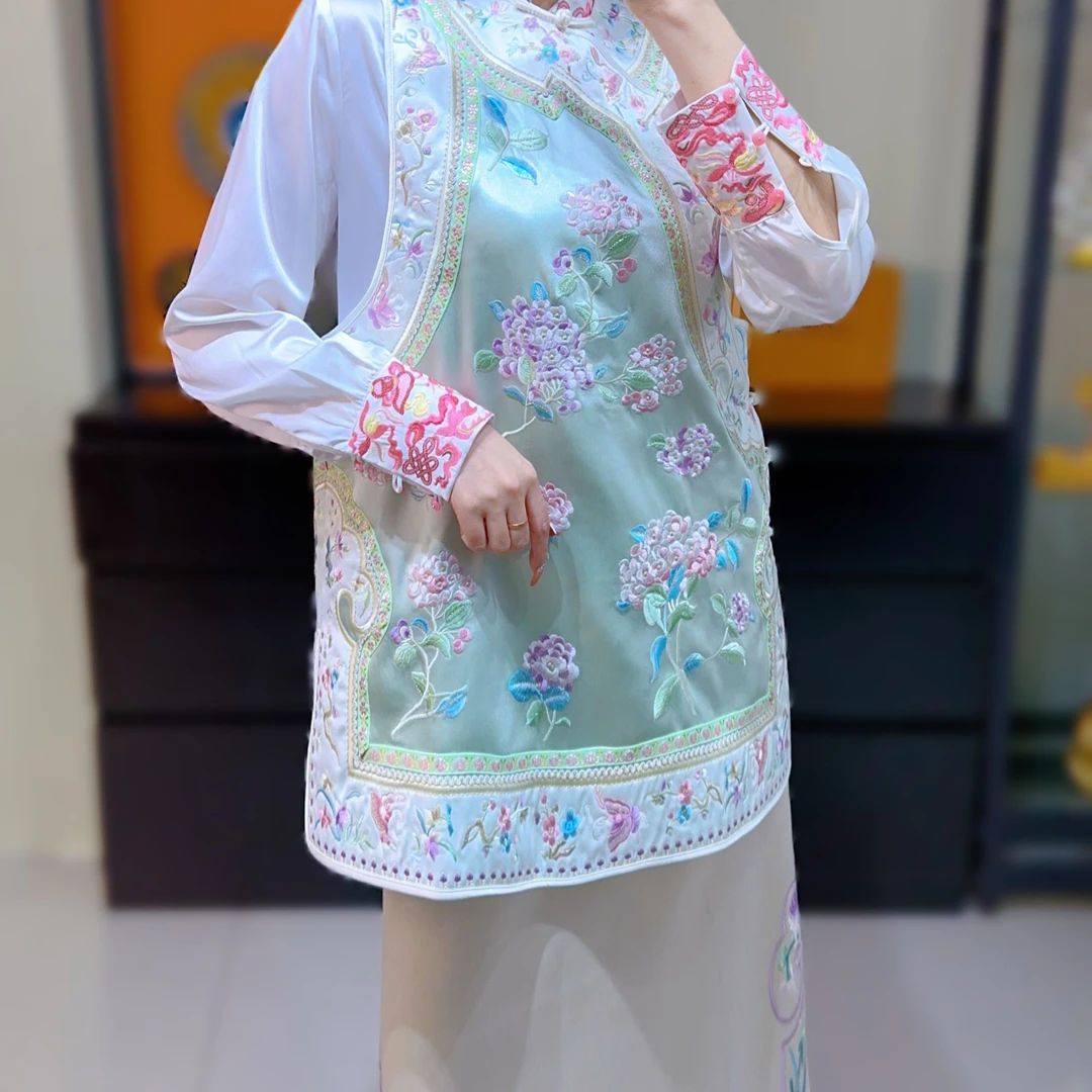 原创新中式重磅三醋酸绣球花刺绣斜襟马夹中长版格格服中国风马甲