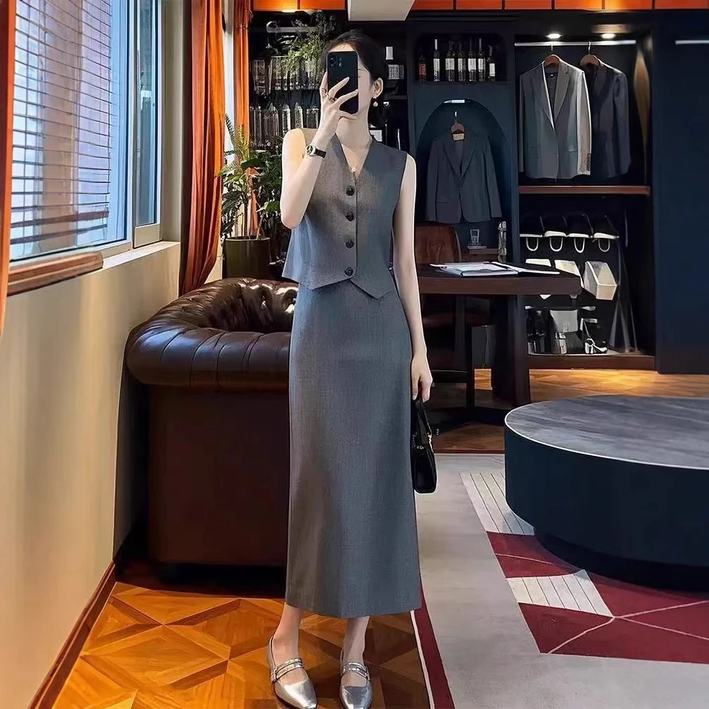 夏季简约行政职业套装穿搭减龄洋气轻奢高级感灰色马甲半身裙套装