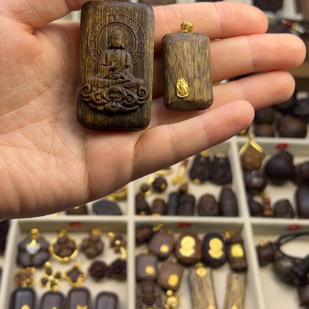 小****木质类无相佛随行脖挂配饰