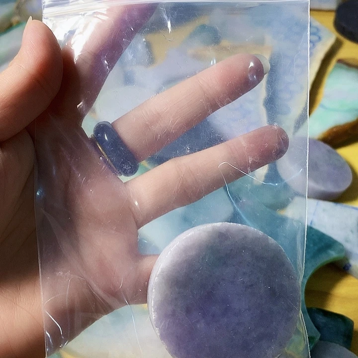 翡翠未镶嵌颈饰潍****司翡翠