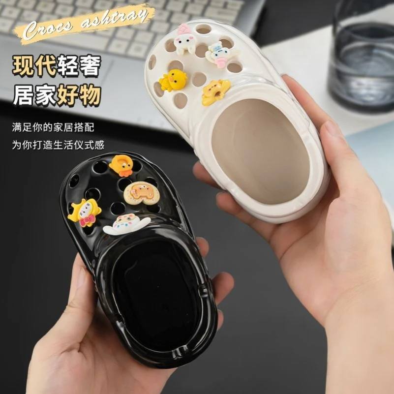 陶瓷烟灰缸网红洞洞鞋烟盅办公室家用客厅烟缸防飞灰可爱