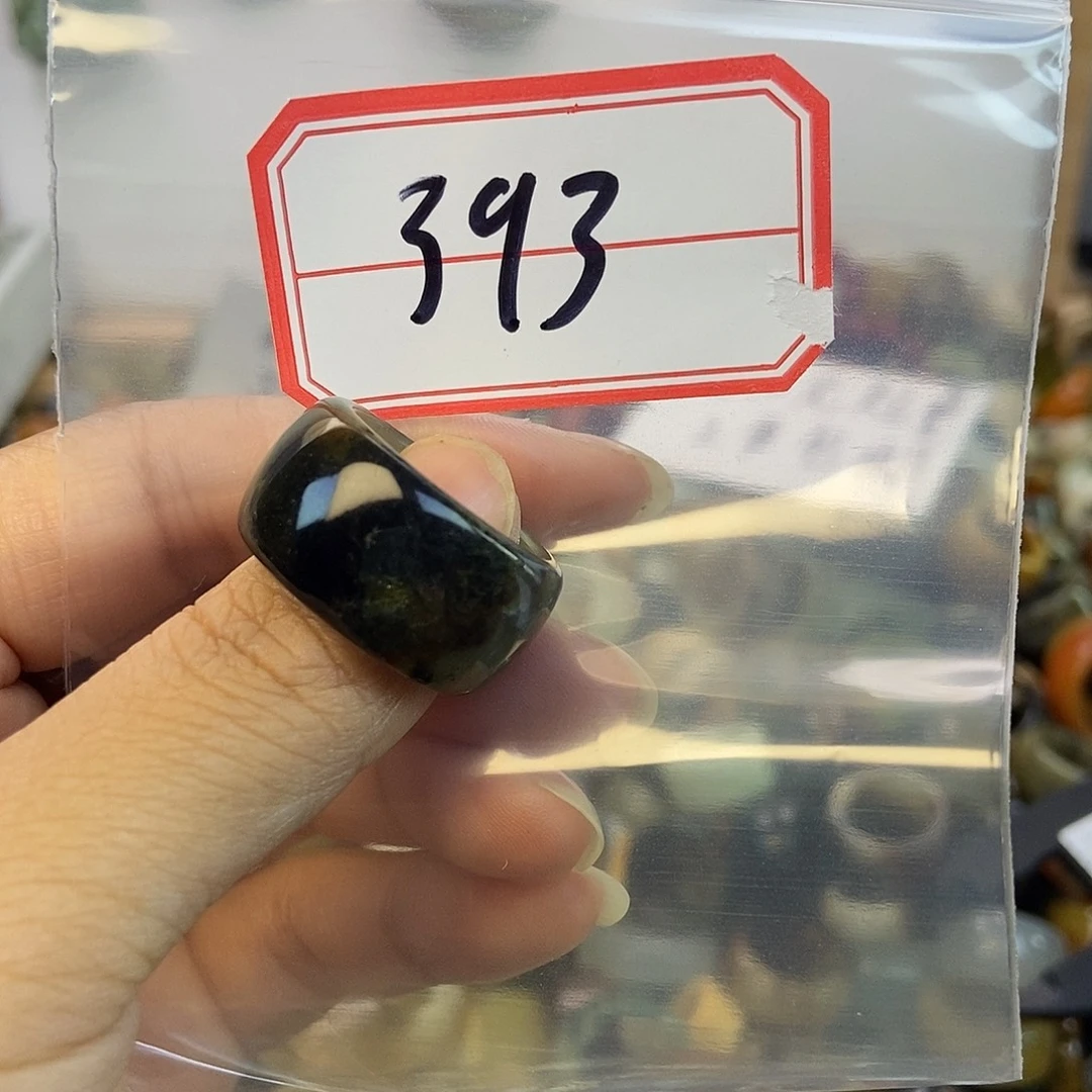 老***姜蛇纹石玉未镶嵌手镯