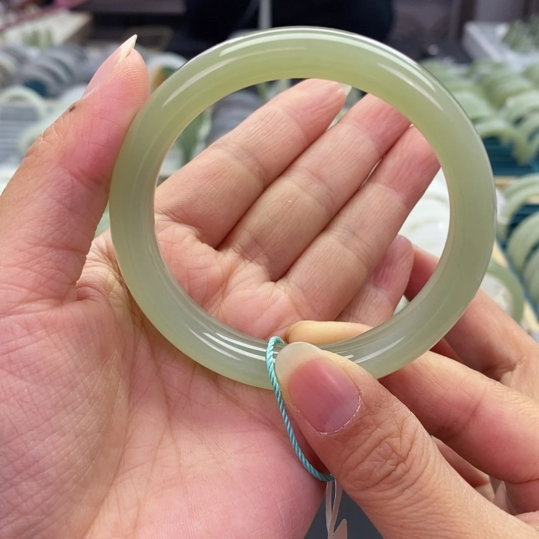 和田玉未镶嵌珠宝奇石和田玉手镯56