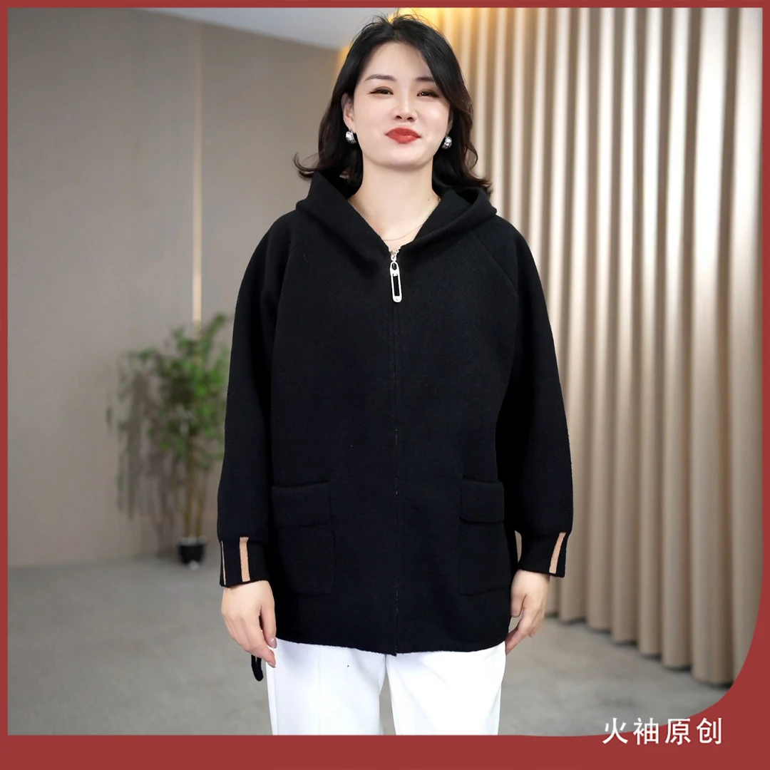 火袖G1780中老年女装时尚连帽短款早秋新款宽松保暖气质百搭外套