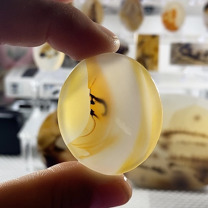 玛瑙/玉髓未镶嵌颈饰