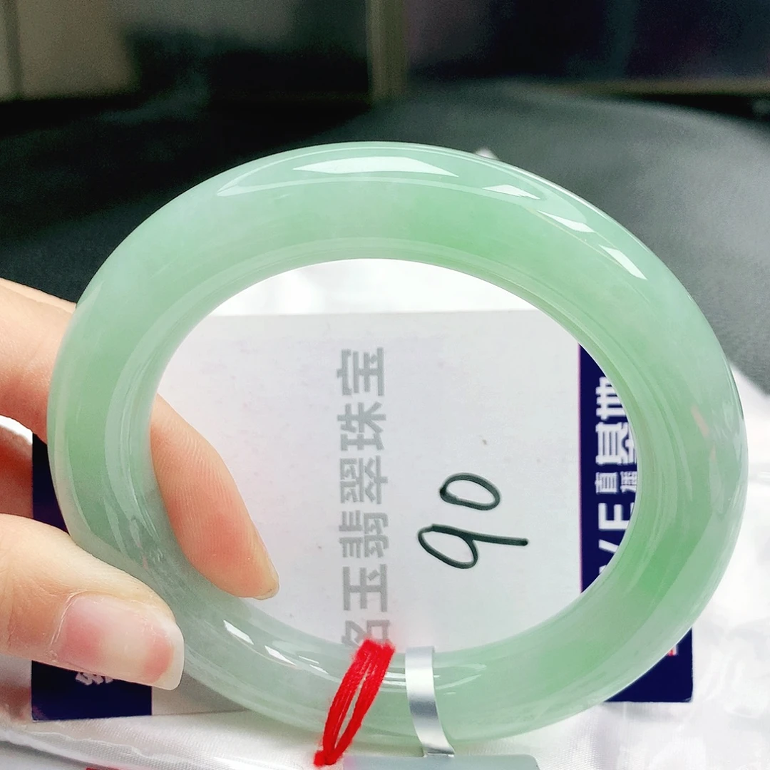 翡翠手镯未镶嵌缅甸天然a货翡翠手镯