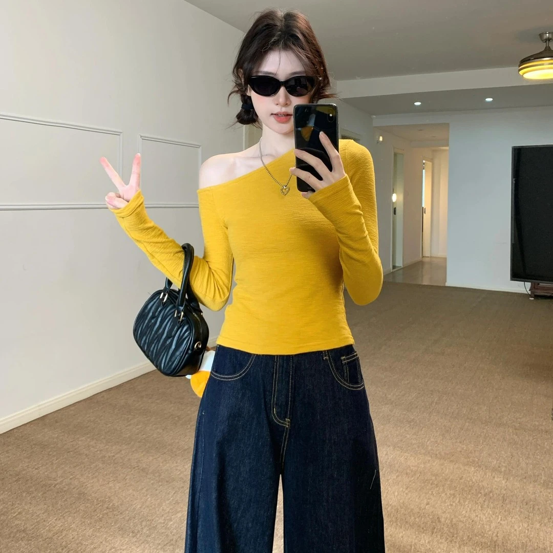 春秋美式辣妹黄色紧身斜肩内搭打底女百搭修身ins长袖t恤露肩上衣