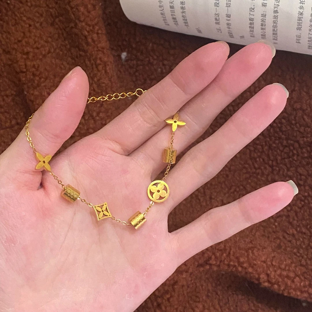 钛钢手链 小蛮腰手链四叶草手链接千金风女首饰复古小众金色时尚