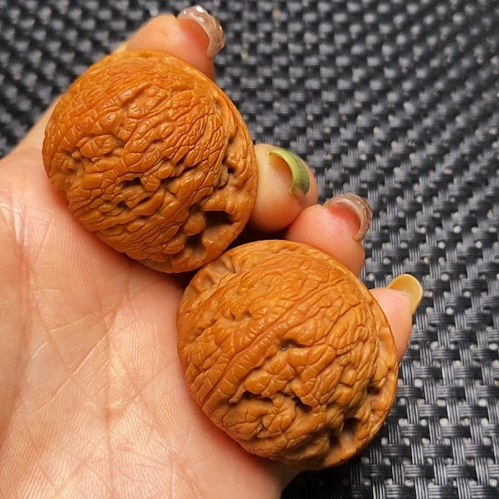 文玩核桃把件秦岭核桃