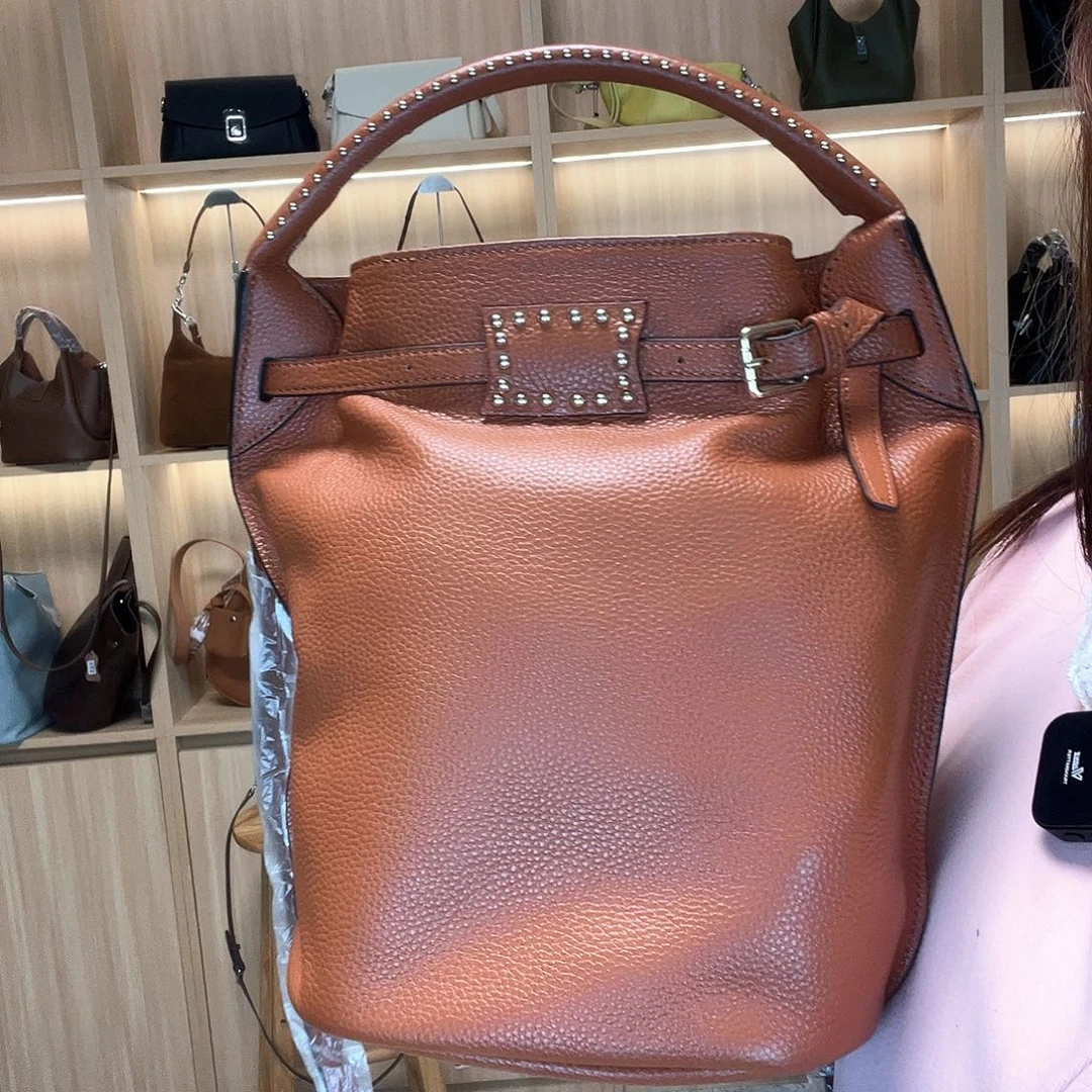 水牛皮（革）时尚牛皮包特价