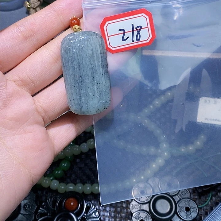 和田玉和田玉边角料随机发未镶嵌