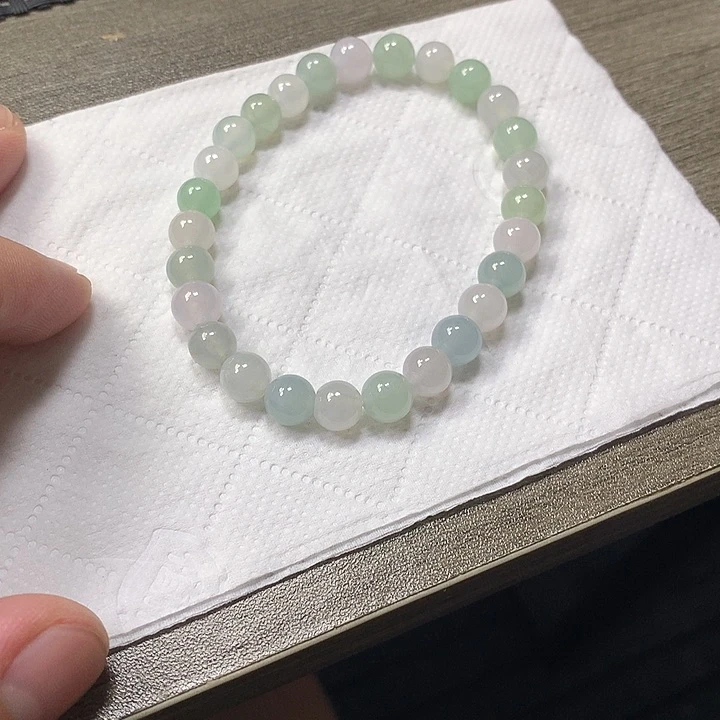 翡翠未镶嵌颈饰7.4卡