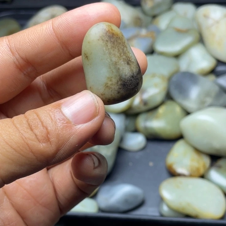 未镶嵌和田玉珠宝半成品
