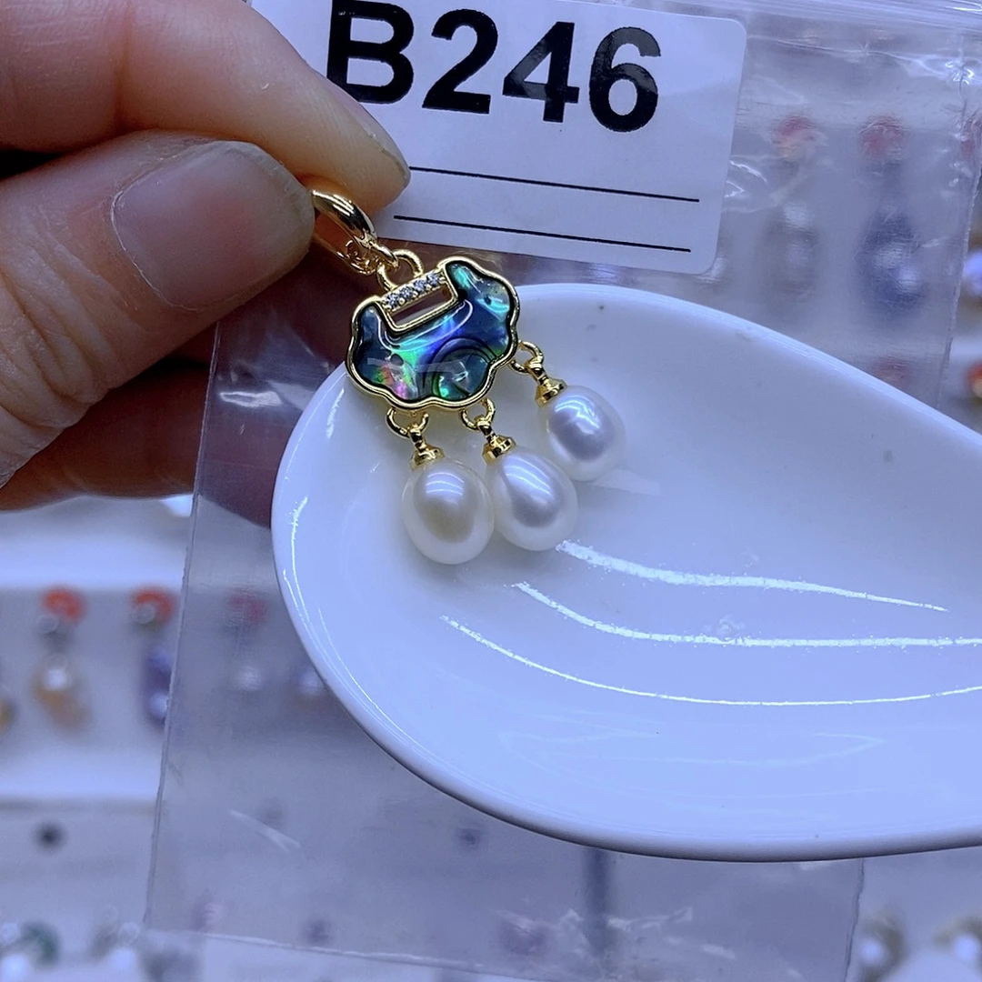 未镶嵌淡水珍珠颈饰