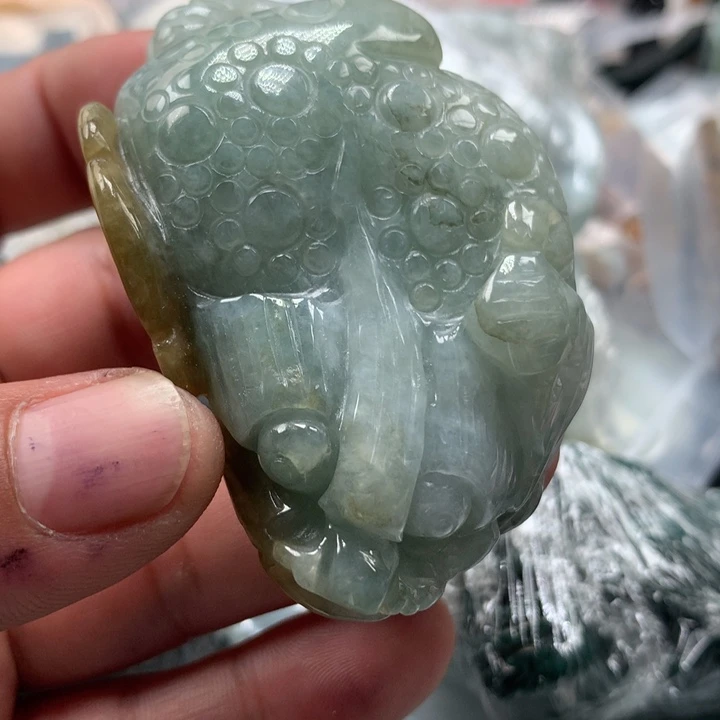 翡翠未镶嵌颈饰保真天然a货翡翠