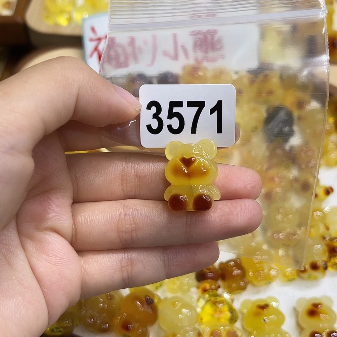 大***缸琥珀未镶嵌珠宝奇石
