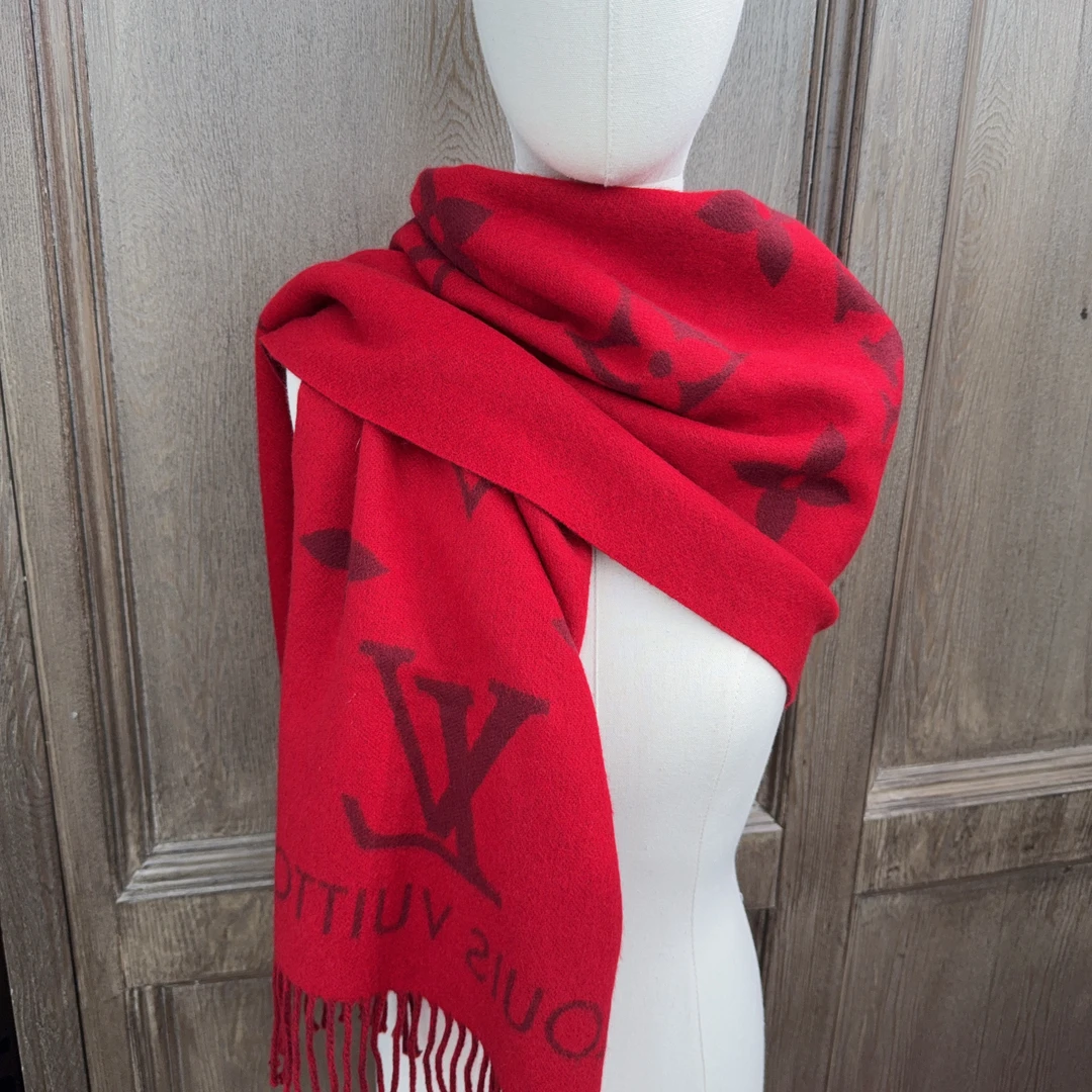 95新 LouisVuitton/路易威登 麦殿/红色logo围巾/250507ZLPMM03