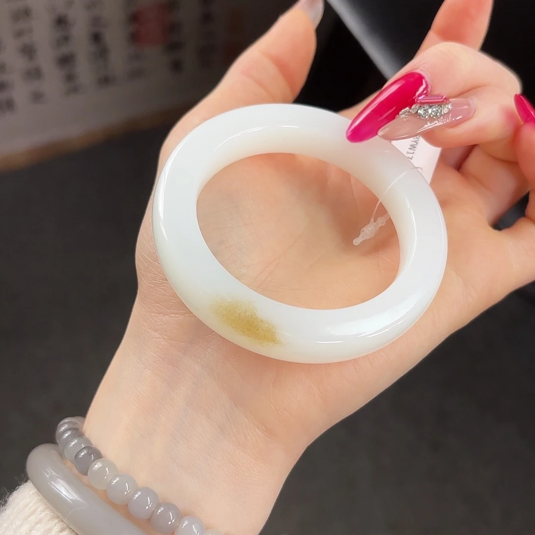 和田玉未镶嵌手镯【平安镯 羊脂白飘一抹糖】