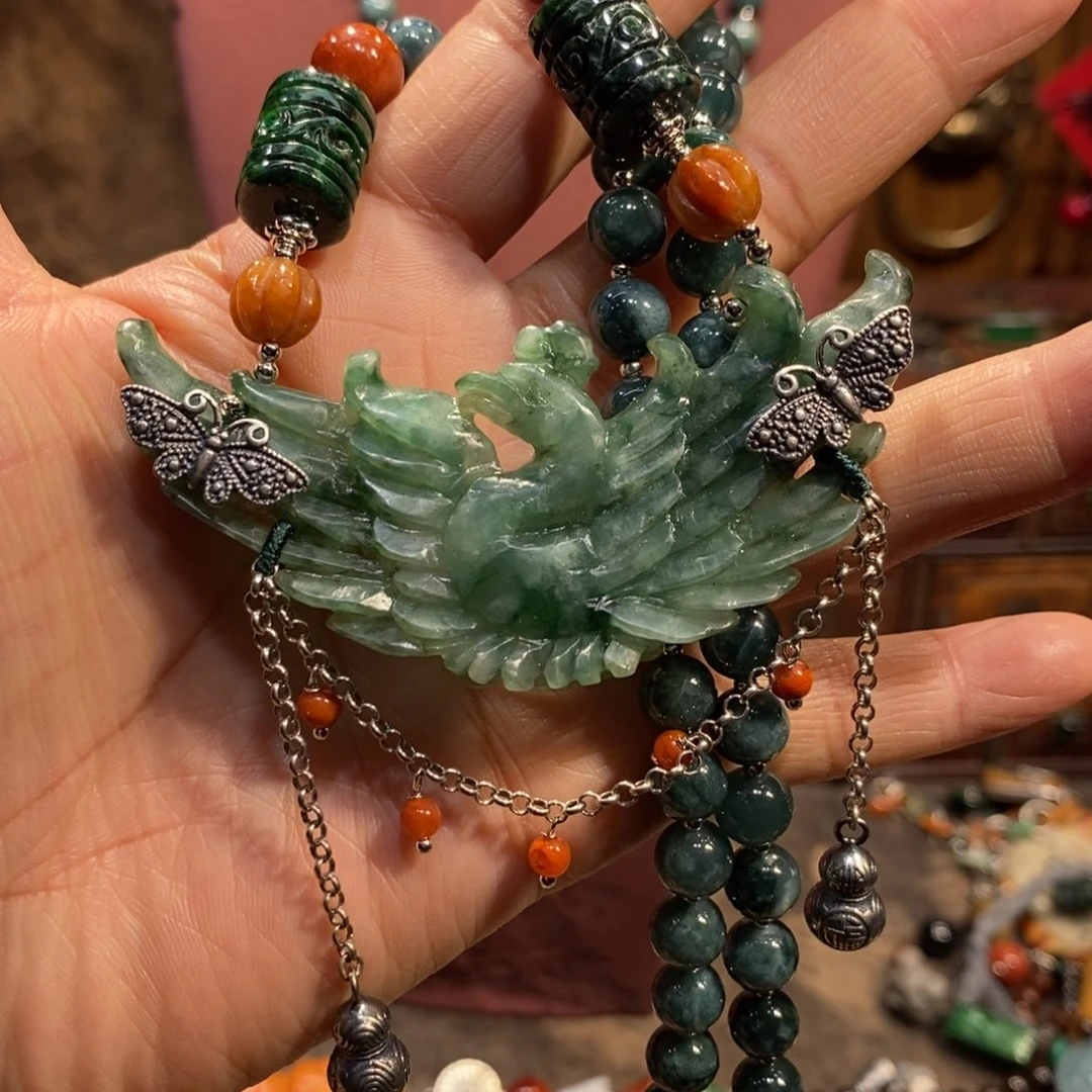 翡翠吊坠(赠链)未镶嵌